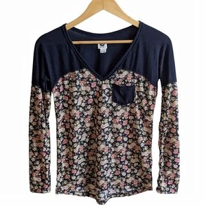 Roxy Floral Long Sleeve w/ Roll Tab Raglan Top
